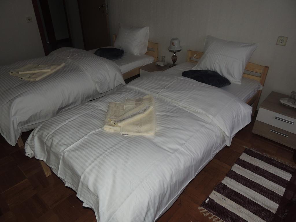 Kivilinna Homestay Lohkva Szoba fotó